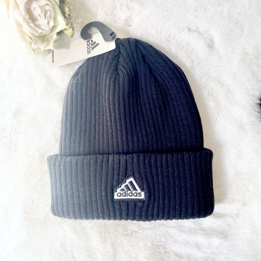 NWT Adidas Women’s Fit ALTITUDE FOLD Black  Ribbed Knit Beanie with white logo